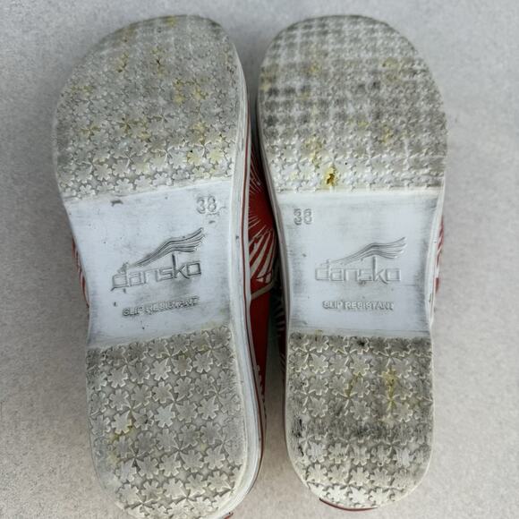 Dansko Red Fan Pattern Vegan Comfort Clogs Women’s Slip On Canvas Shoes Size 38 - Picture 12 of 13
